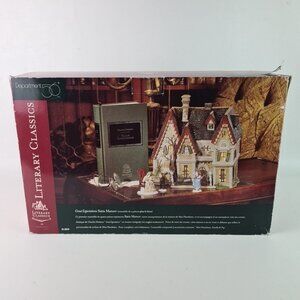 Department 56 Great Expectations SATIS MANOR 58310 Book Christmas Village